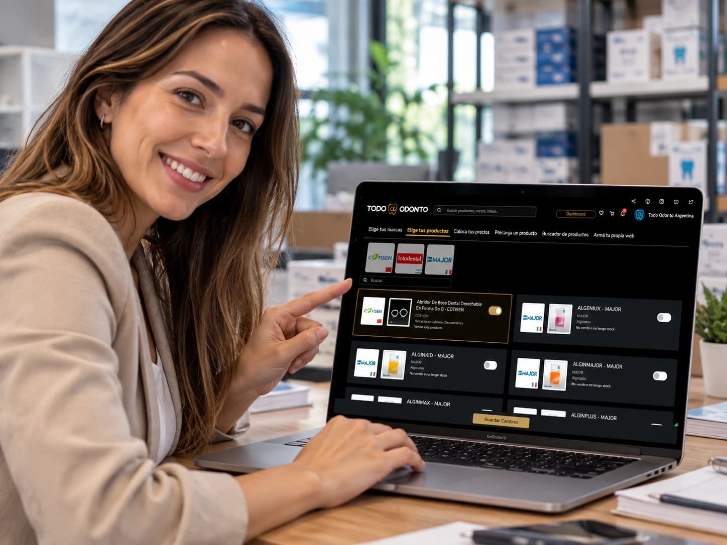 Proveedora activando con un switch, en el panel de Todo-Odonto, los productos que comercializa