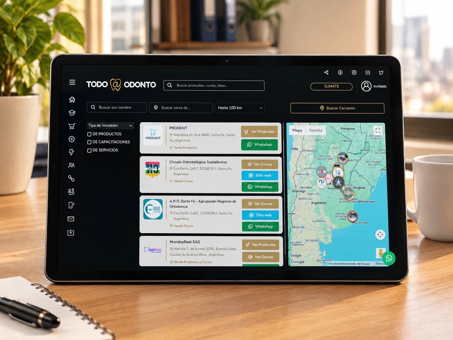 Mapa odontológico de Todo-Odonto en una tablet, con proveedores cercanos y su ubicación